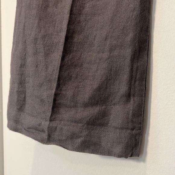 Eileen Fisher Grey Linen pant, wide-leg, zipper & hook in the front, size 6 - Picture 6 of 12